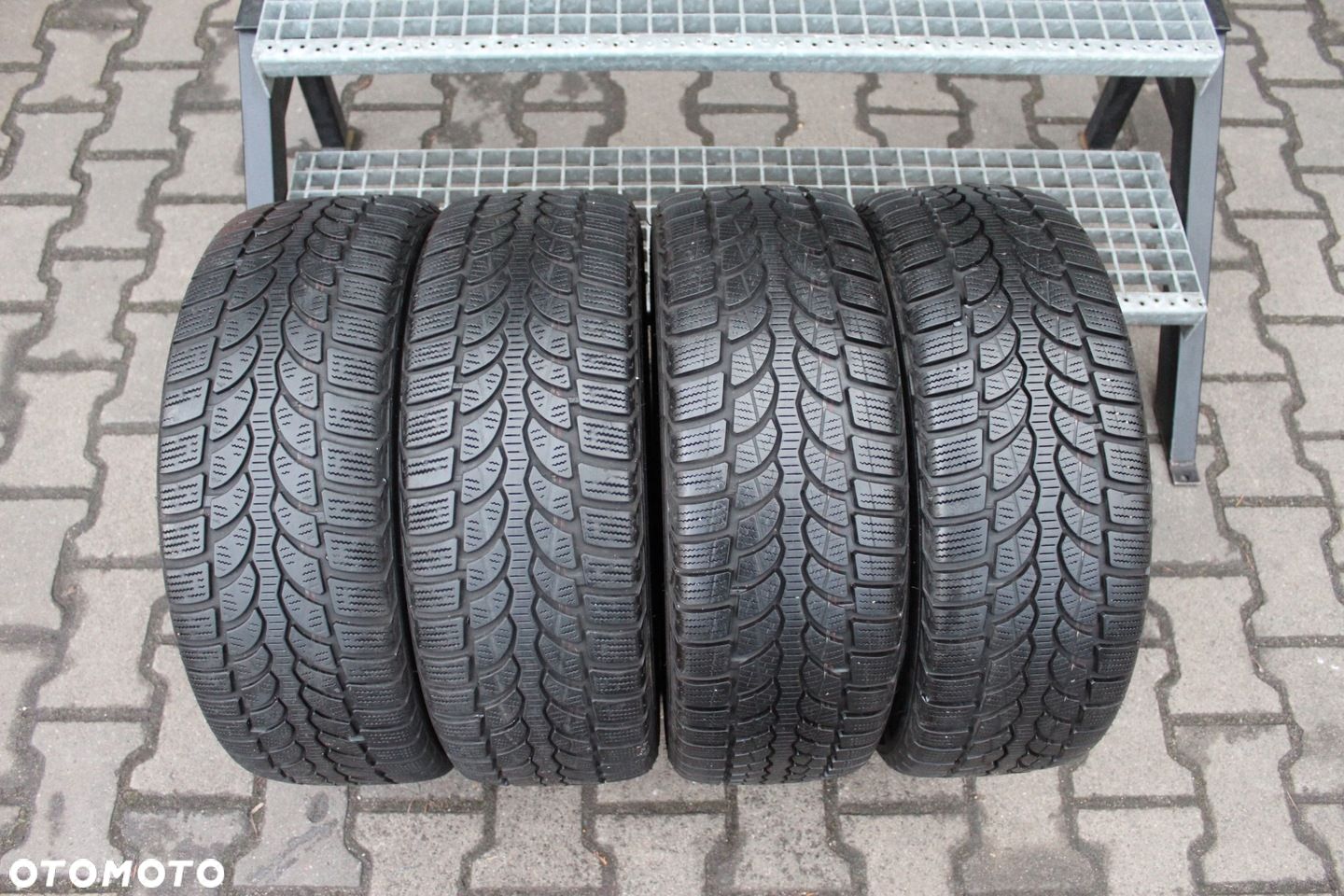 4x 195/50R16 BRIDGESTONE BLIZZAK LM-32 AO 88H 17r - 1
