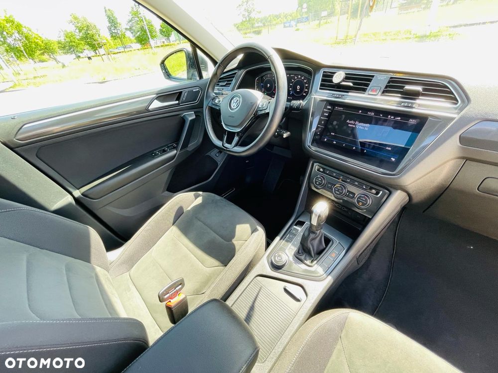 Volkswagen Tiguan 2.0 TDI SCR 4MOTION DSG Highline - 18