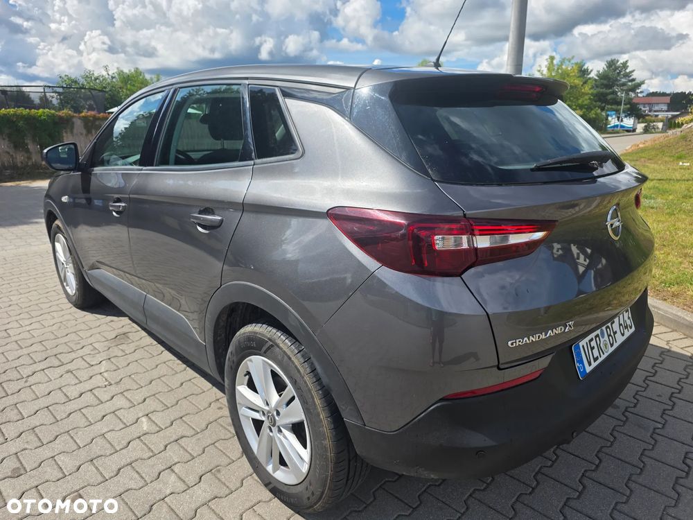 Opel Grandland X 1.2 Start/Stop Business Edition - 3