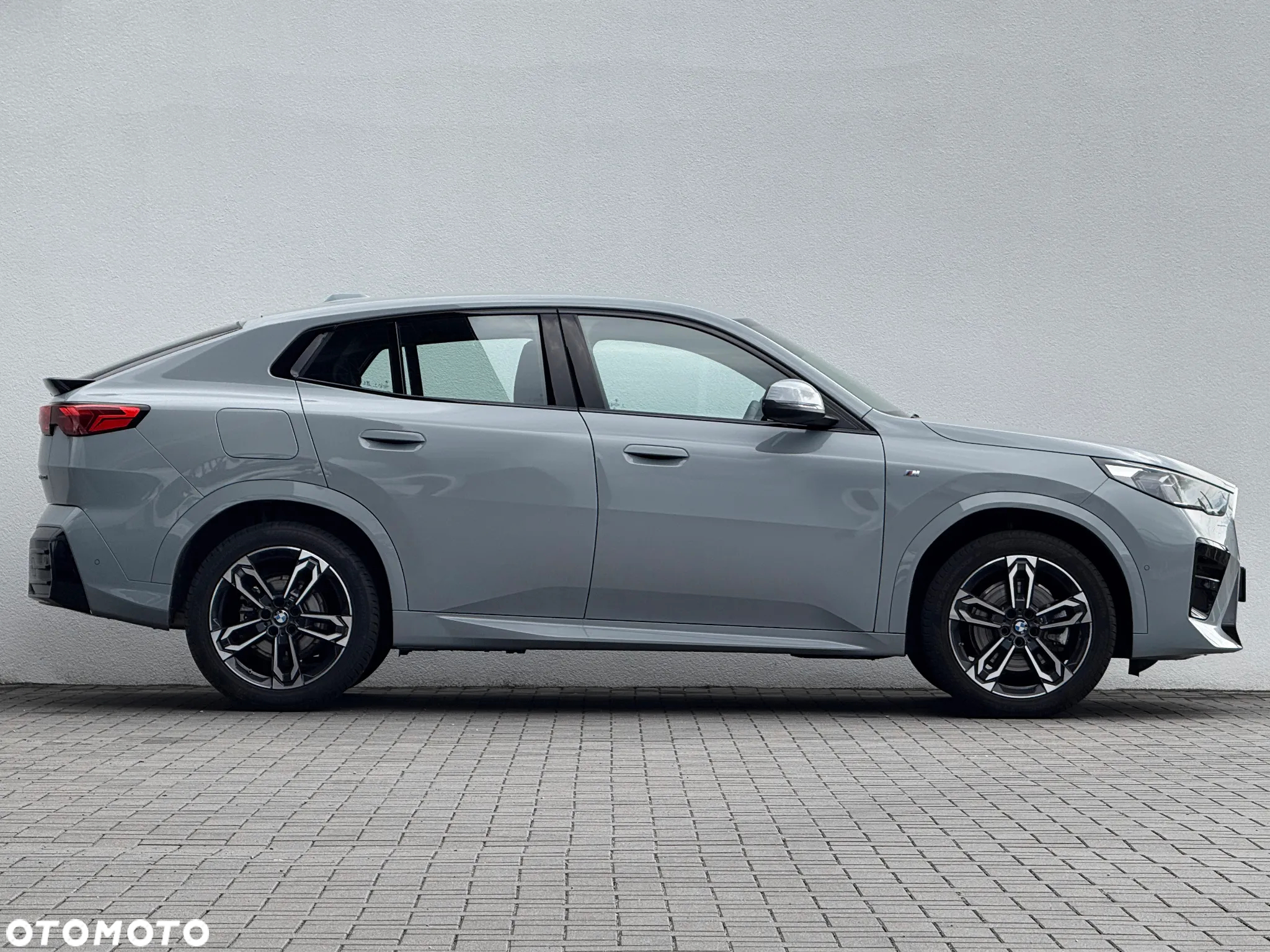 BMW X2 - 5