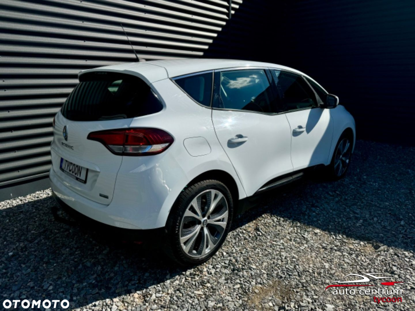 Renault Scenic - 28