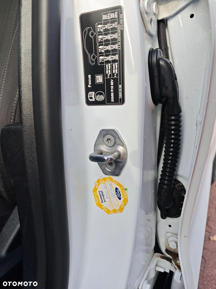 Ford Focus 1.5 EcoBlue SCR Connected - 16