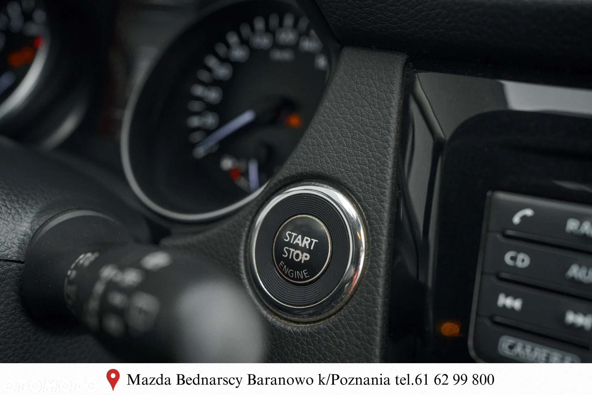 Nissan Qashqai 1.3 DIG-T N-Connecta EU6d - 33