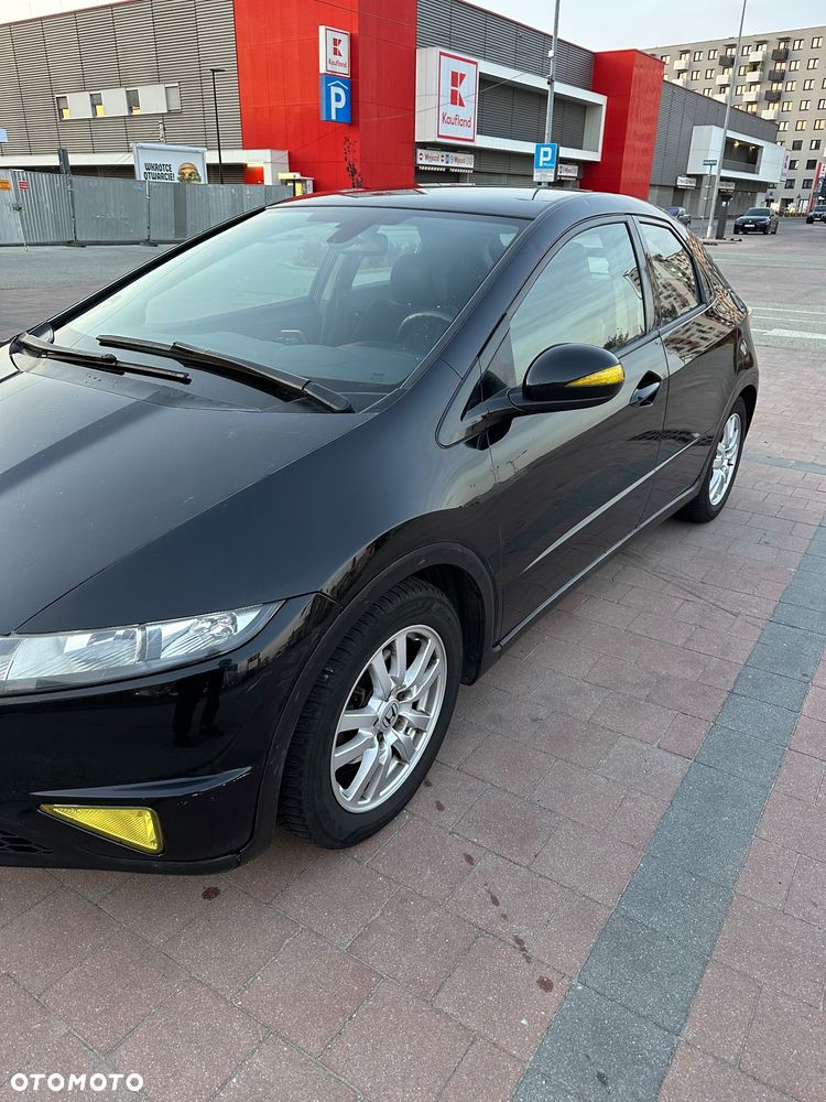 Honda Civic 2006 photo 2