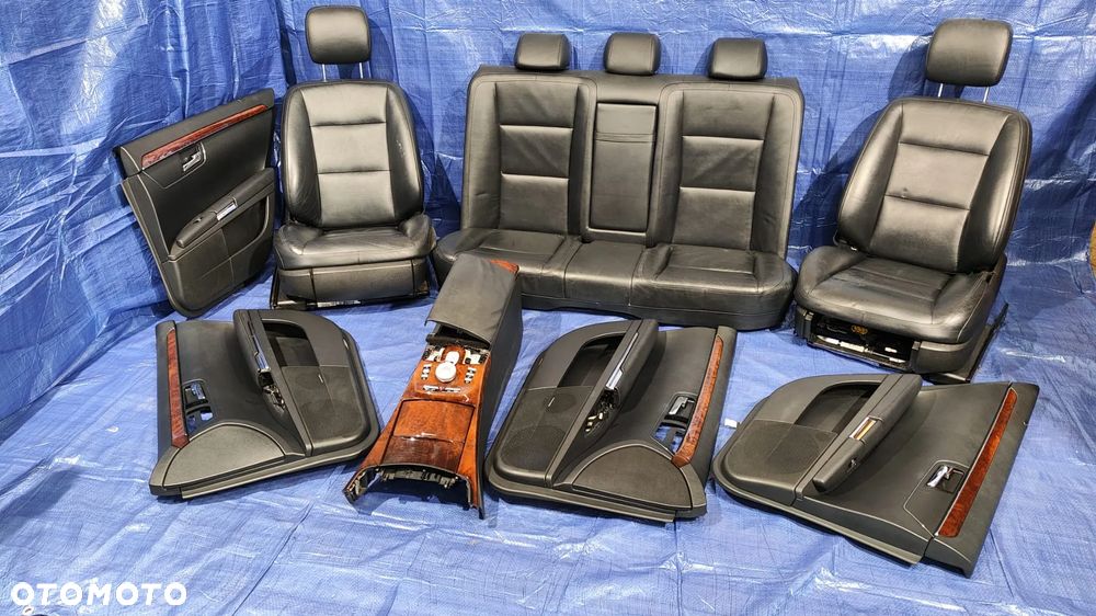 FOTELE KANAPA TUNEL ŚRODKOWY PODŁOKIETNIK BOCZKI DRZWI LED DEKORY TAPICERKA WNĘTRZE SKÓRA CZARNA GRZANA PAMIĘĆ FULL MASAŻE MERCEDES W221 LIFT KRÓTKI - 1