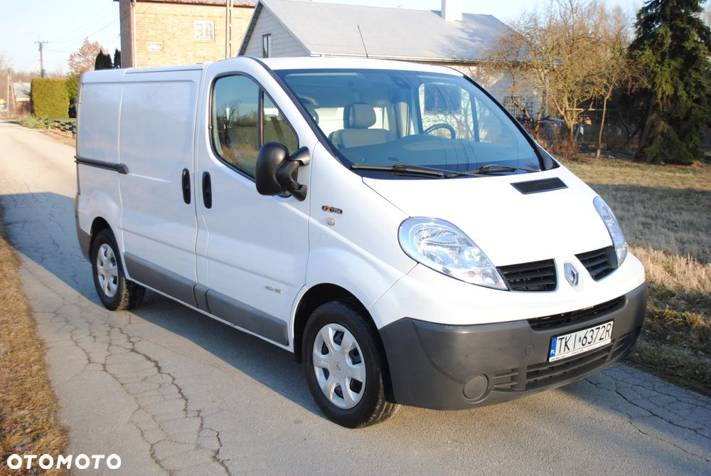 Renault Trafic - 26