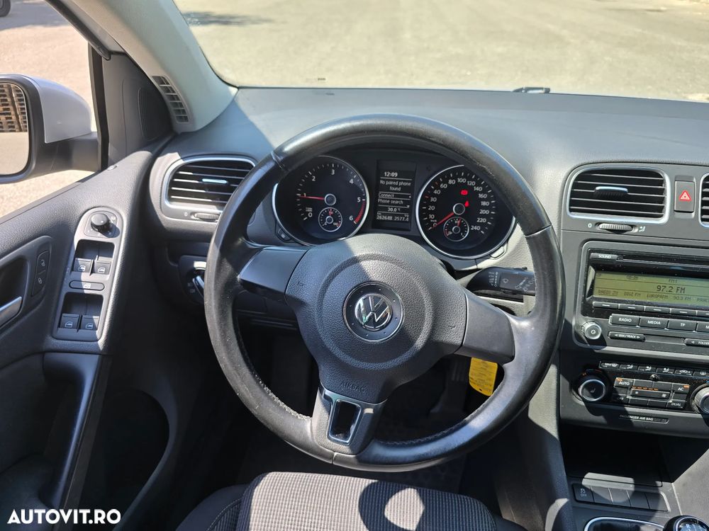 Volkswagen Golf 2.0 TDI Comfortline - 13