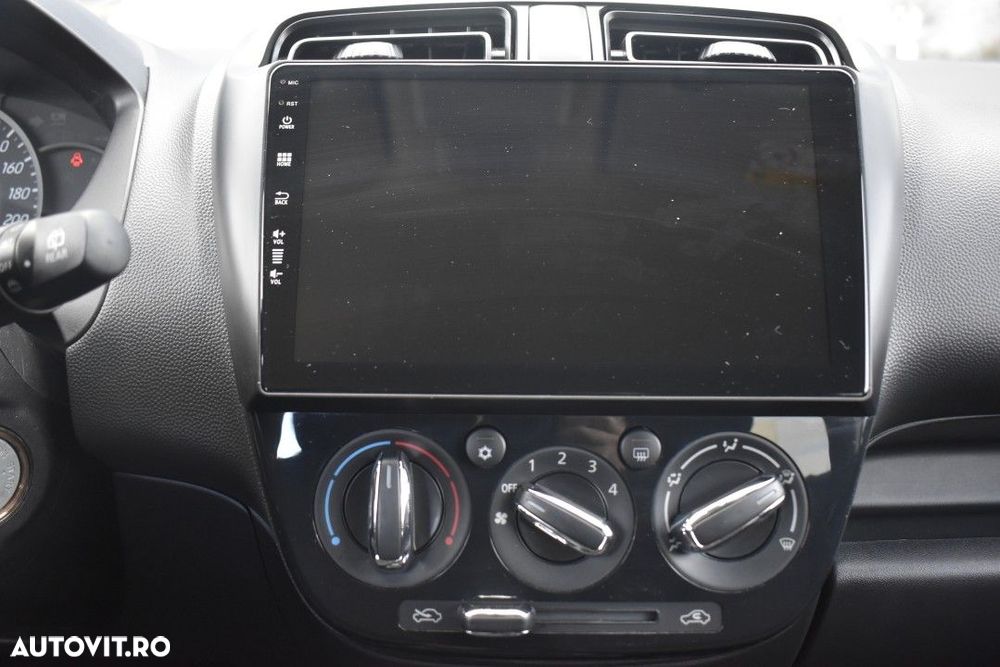 Mitsubishi Space Star - 14