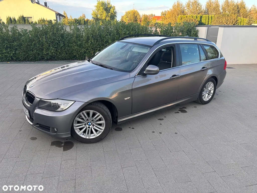 BMW Seria 3 320d DPF Touring Blue Performance Edition Fleet - 4