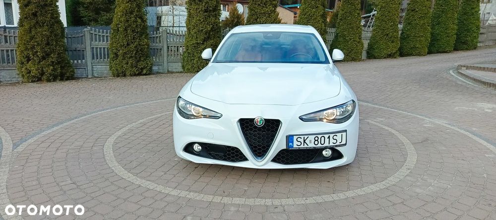 Alfa Romeo Giulia 2.2 D Turbo Super - 4