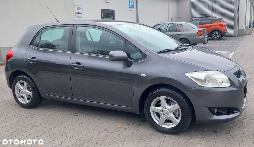 Toyota Auris 1.4 D-4D - 4