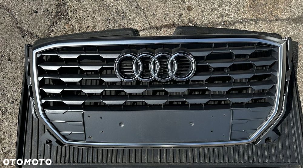 GRILL ATRAPA ZDERZAK PRZÓD AUDI Q2 81A 81A853651 - 1