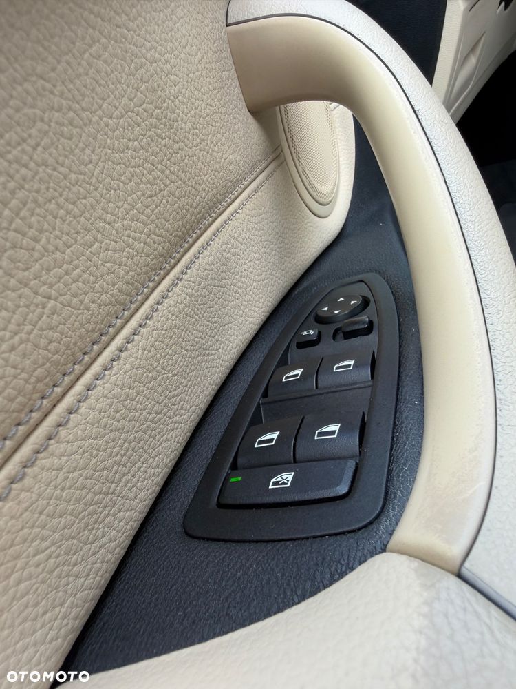 BMW X1 - 22
