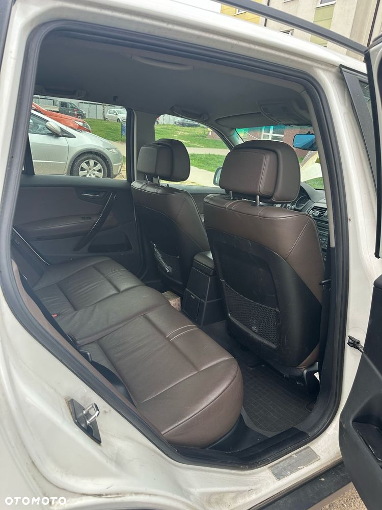 BMW X3 xDrive20d - 8