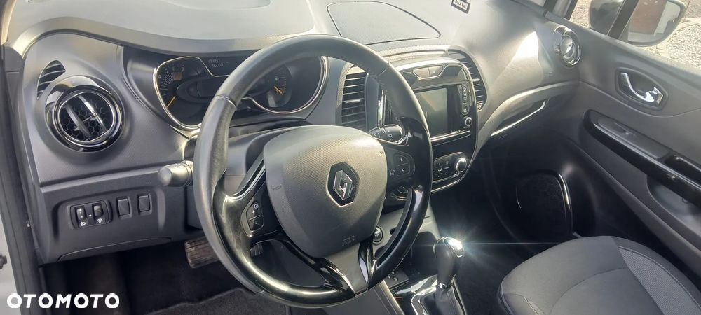 Renault Captur - 10