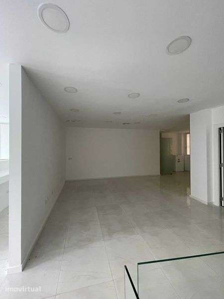 Arrendamento de espaço comercial na Rua Braamcamp, 15 D Lisboa - Grande imagem: 4/12