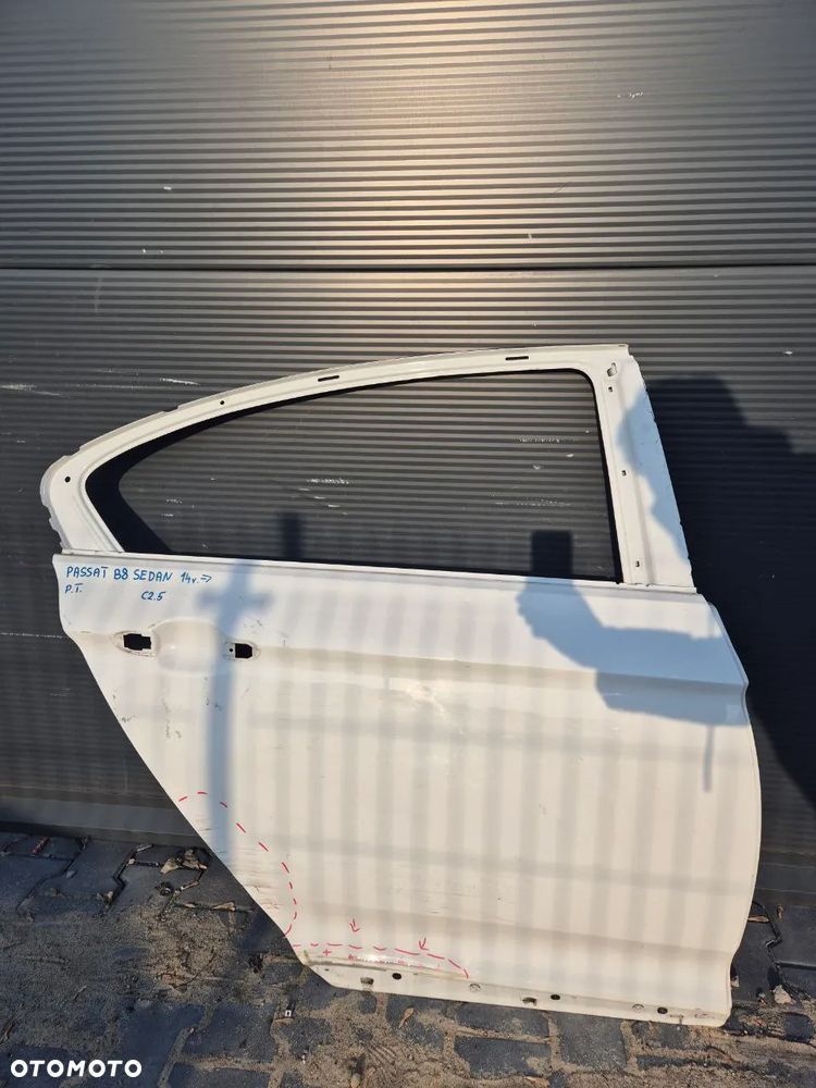 W-wa VOLKSWAGEN PASSAT B8 DRZWI / BŁOTNIK - 1