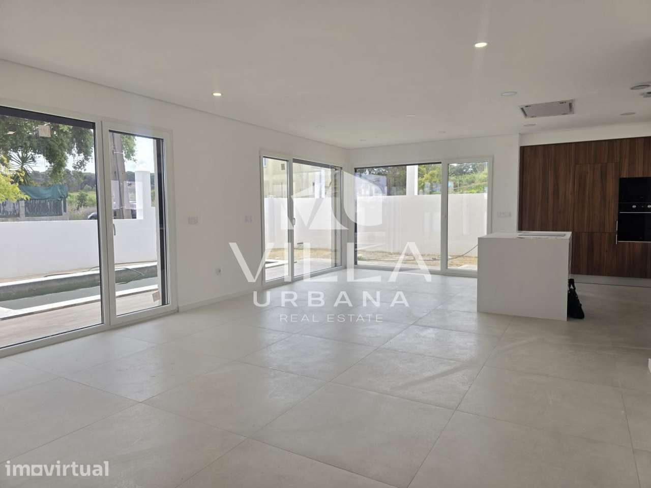 Moradia Isolada T3+1 com piscina - Grande imagem: 2/40