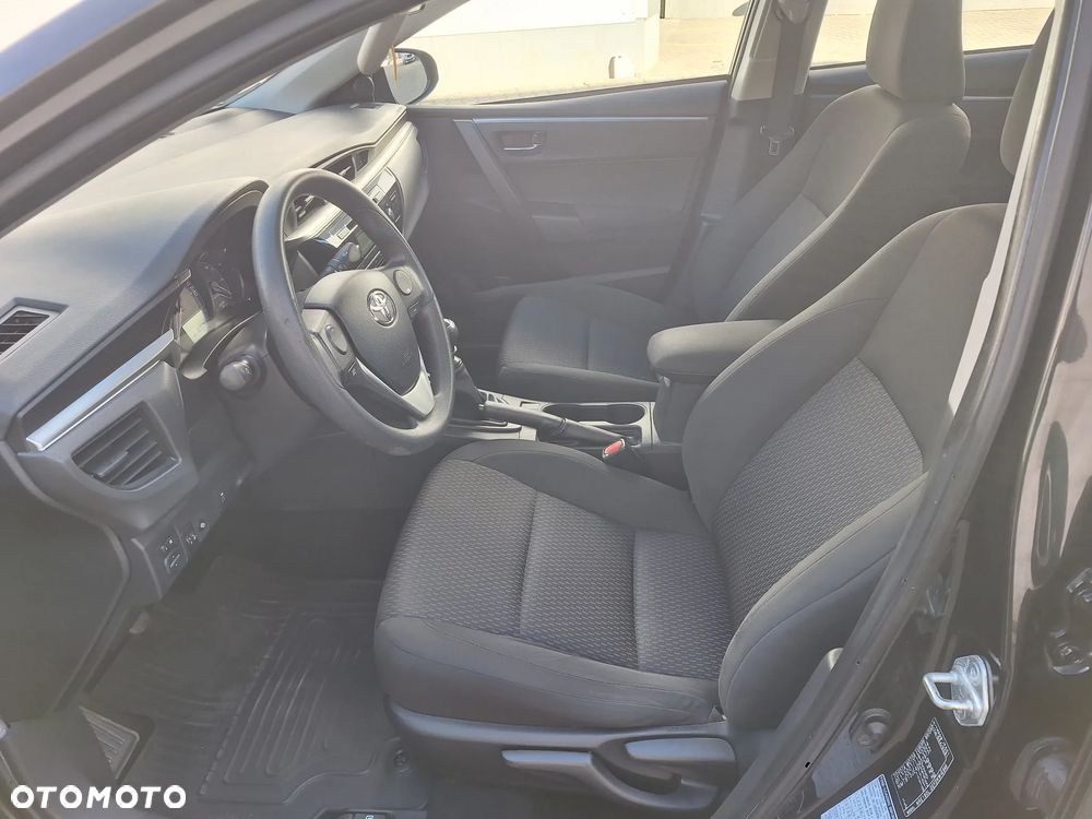 Toyota Corolla - 8