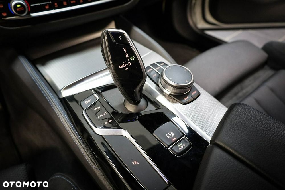 BMW Seria 5 - 18