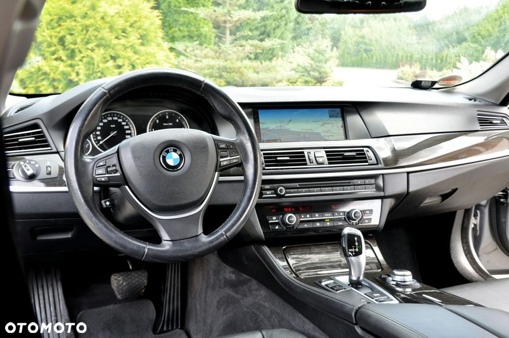 BMW Seria 5 - 32