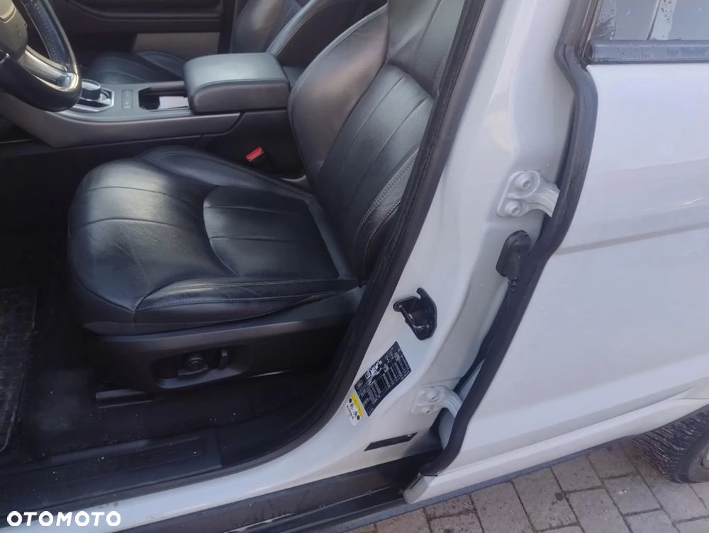 Land Rover Range Rover Evoque - 18