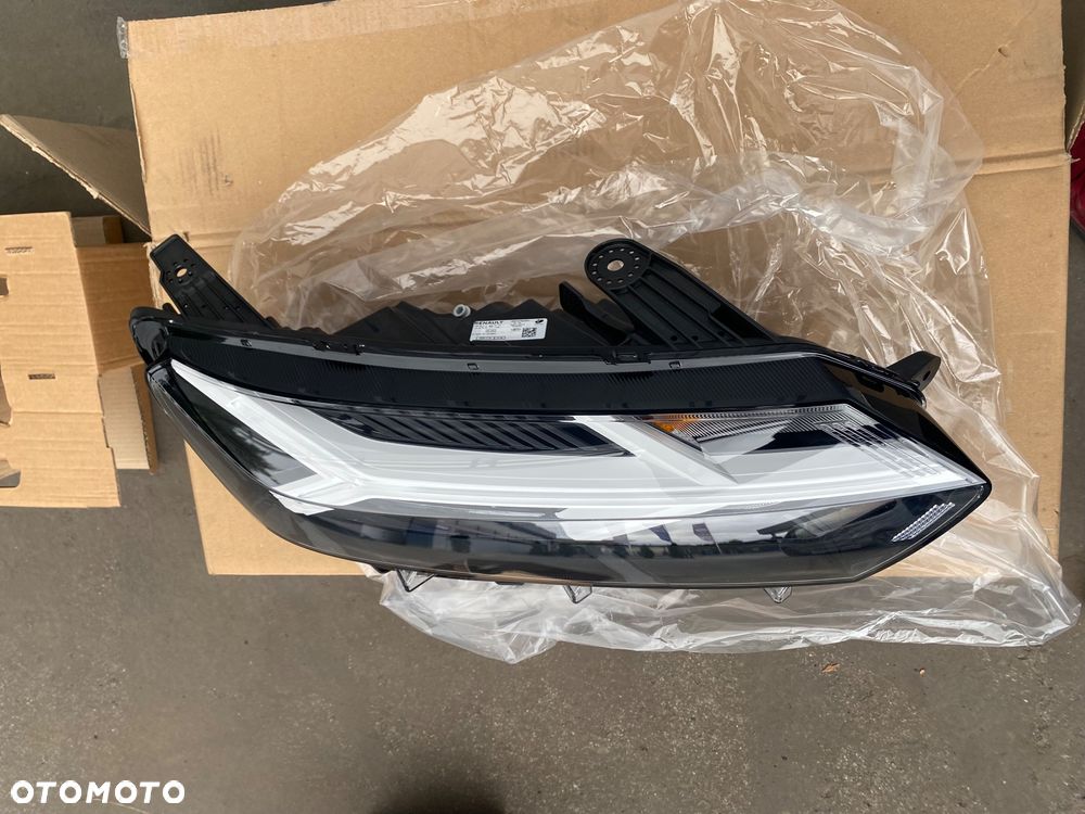 DACIA Sandero III 3 Lift Logan Jogger 25-26r NOWA ! ORYGINALNA ! LAMPA PRZEDNIA PRAWA REFLEKTOR PRAWY PRZÓD LEDOWA led full led  260107920R biała biały środek  STEPWAY Wwa - 4