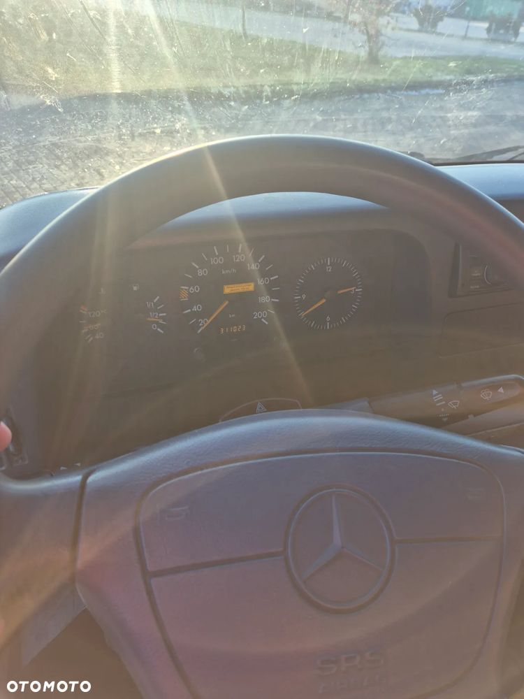 Mercedes-Benz Sprinter - 8