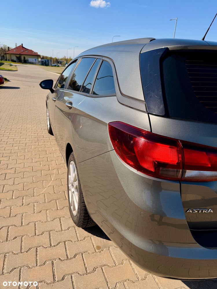 Opel Astra 1.6 CDTI Enjoy - 7