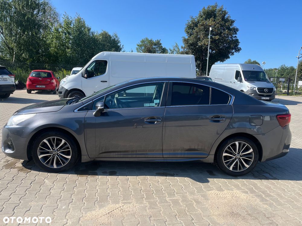 Toyota Avensis 2.0 D-4D Active Business - 3