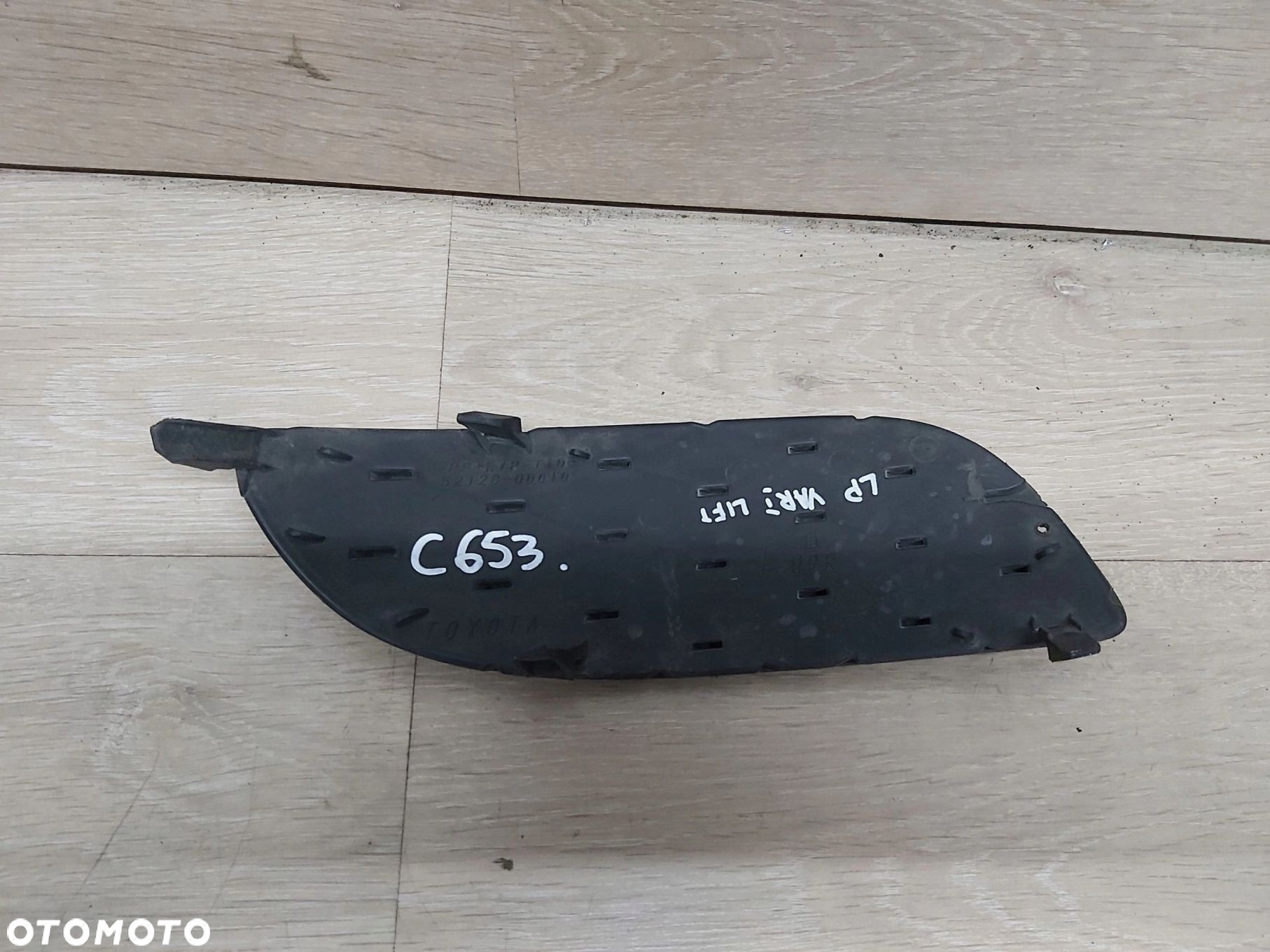 Toyota Yaris I Lift 03-05r zaślepka zderzaka lewa halogenu 52128-0D010 - 2