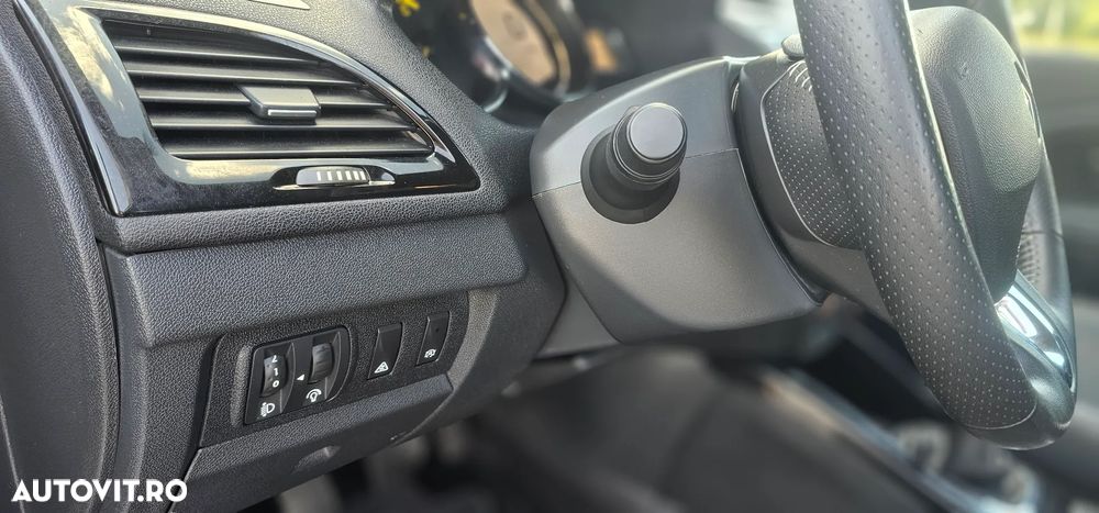 Renault Megane - 18