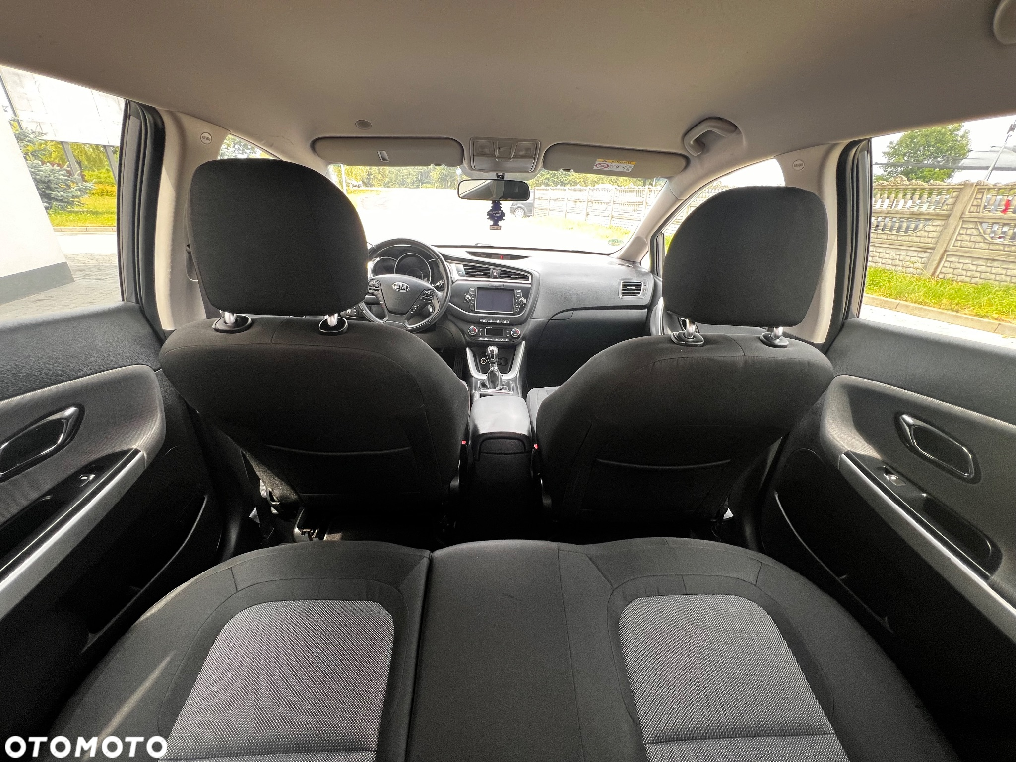 Kia Ceed 1.6 GDI Dream-Team Edition - 13