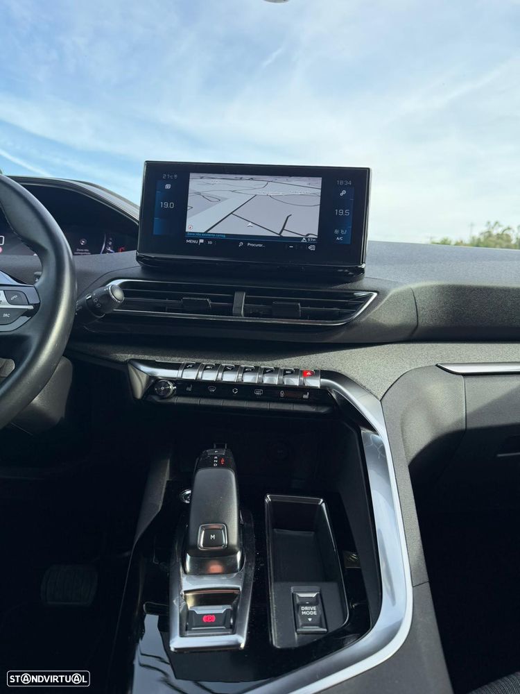 Peugeot 3008 1.2 PureTech Allure Pack EAT8 - 11