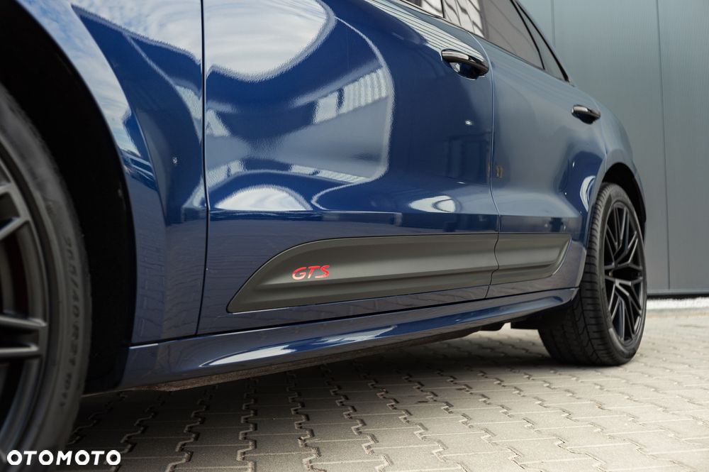Porsche Macan - 2