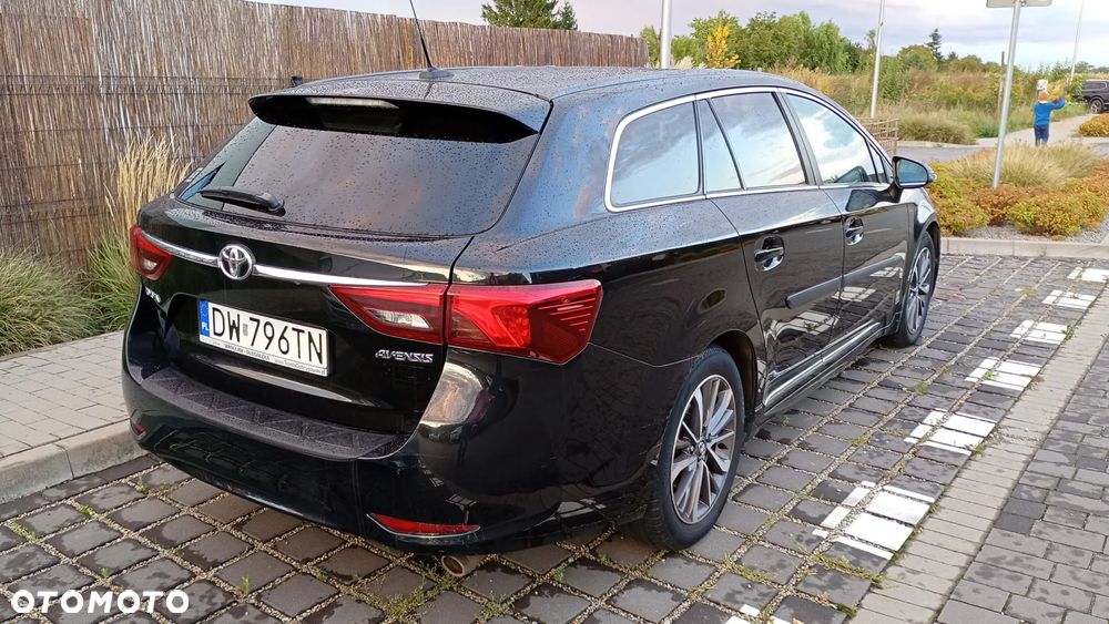 Toyota Avensis 2.0 D-4D Prestige - 17