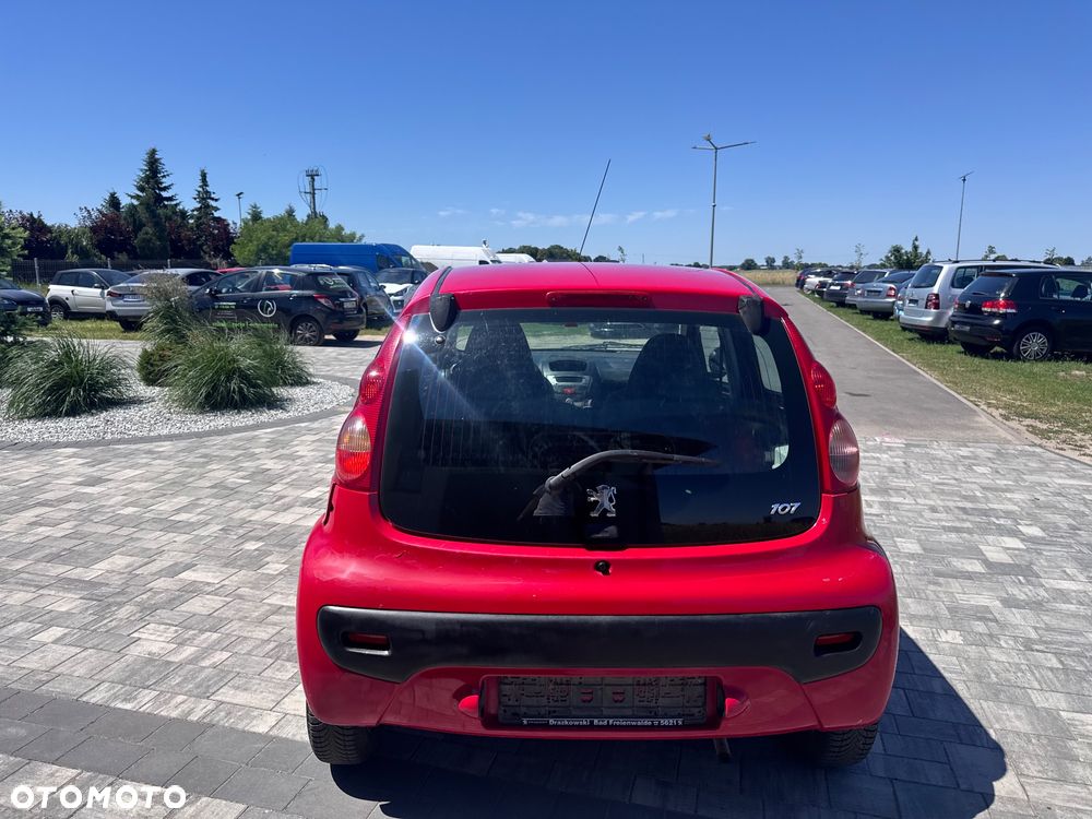 Peugeot 107 1.0 Happy - 11