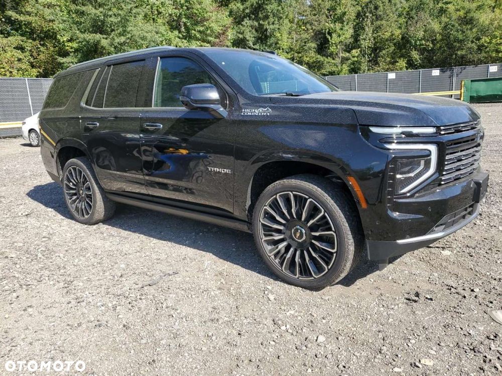 Chevrolet Tahoe - 10