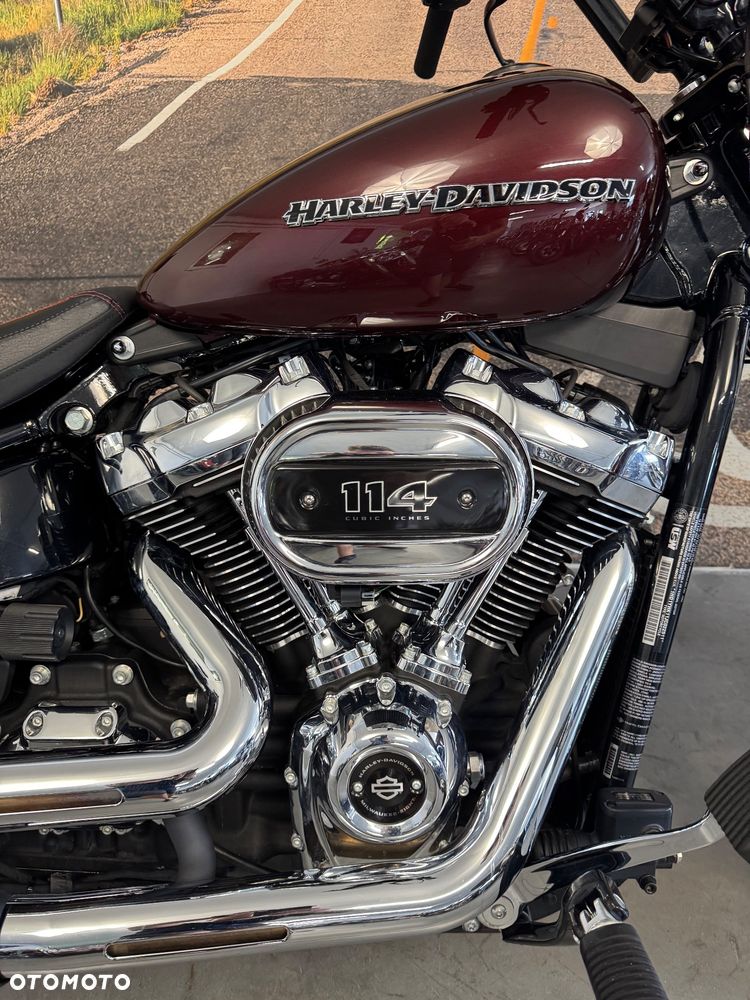 Harley-Davidson Softail Breakout - 9