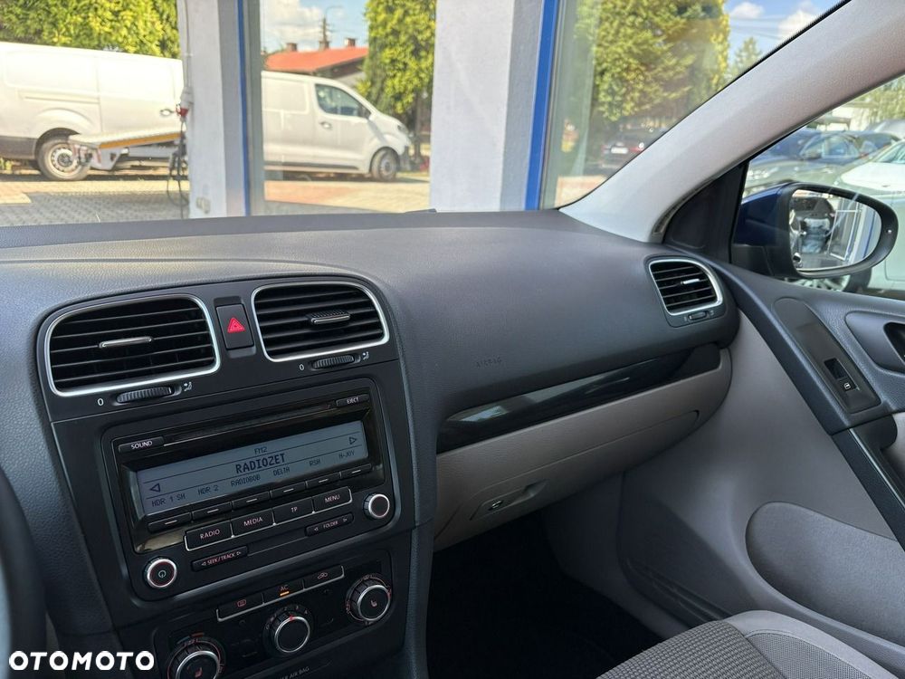 Volkswagen Golf - 15