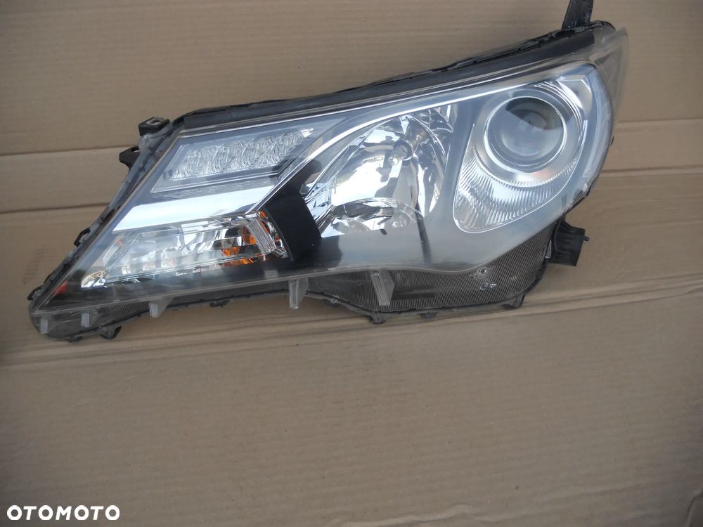 TOYOTA RAV4 IV 13-15 lampa lewa przednia zwykla eu - 2