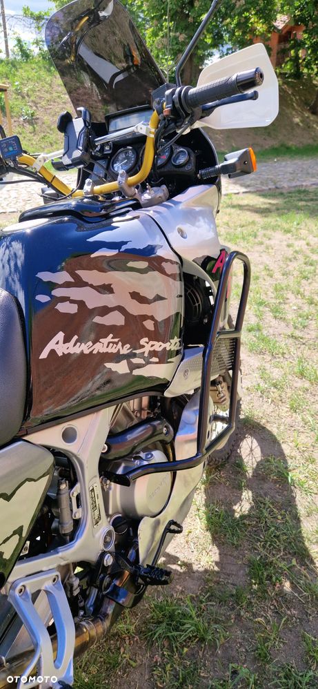 Honda XRV - 16