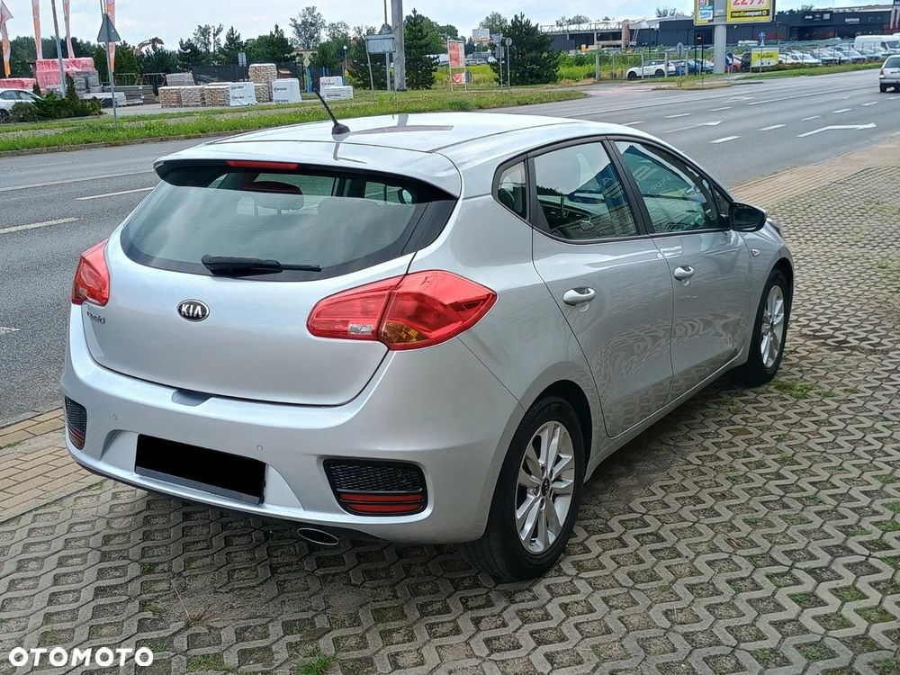 Kia Ceed 1.4 L Business Line - 5