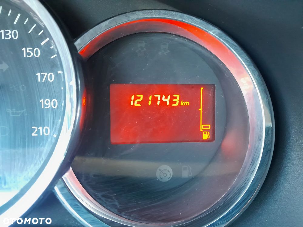 Dacia Logan TCe 90 Prestige - 12