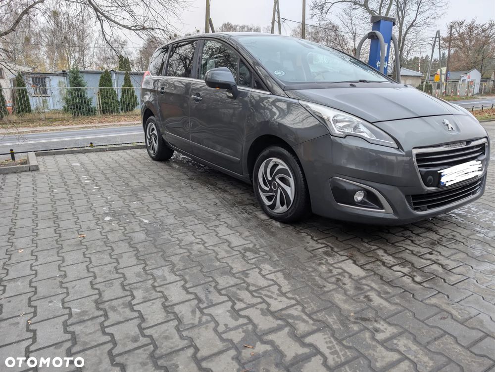 Peugeot 5008 - 2