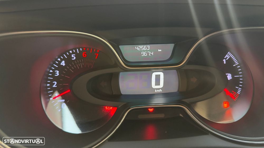 Renault Captur - 11