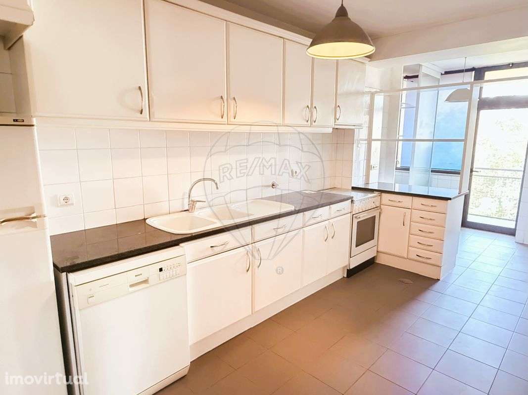 Apartamento T2 para arrendamento - Grande imagem: 2/13