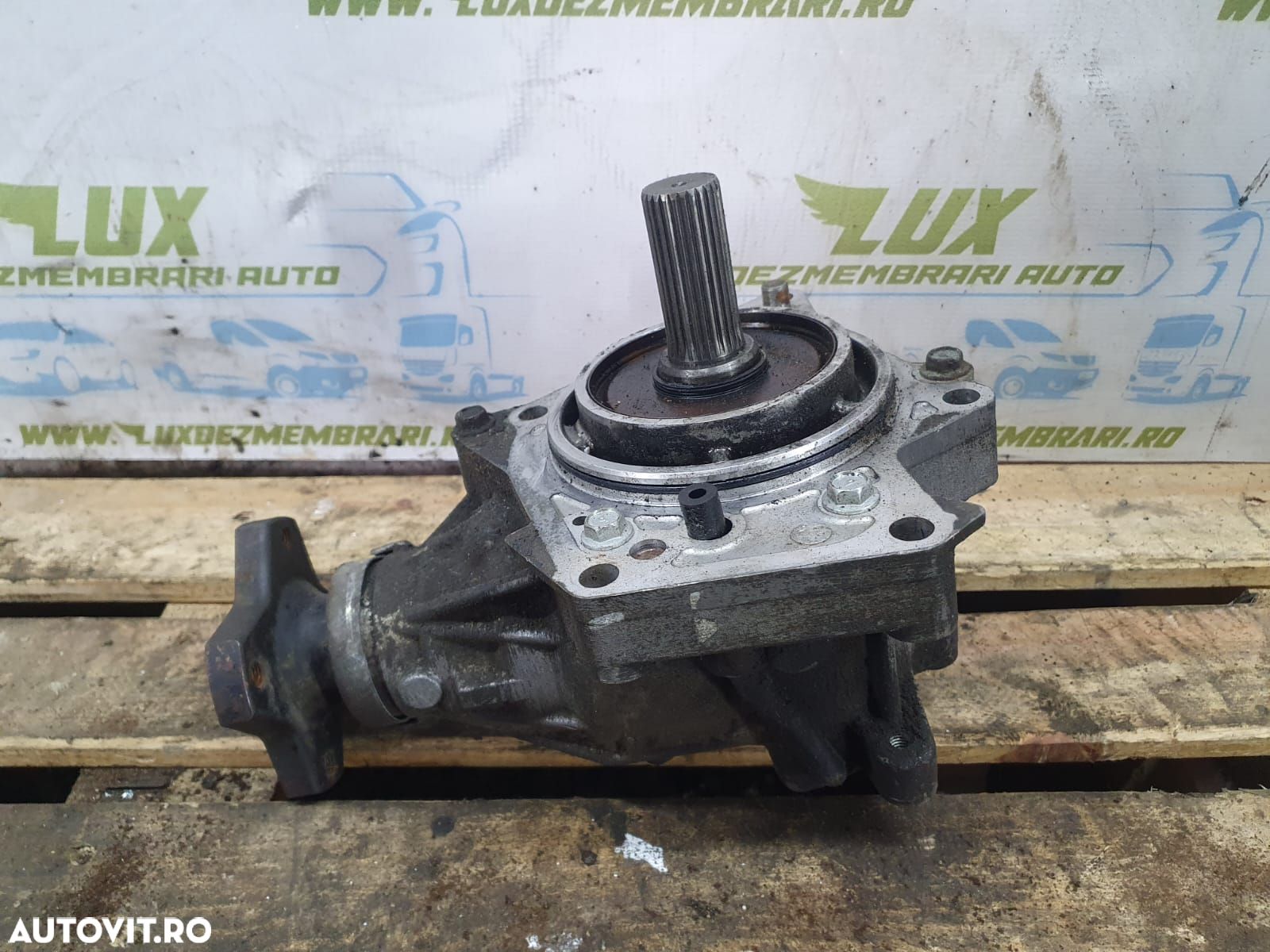 Cutie de transfer reductor 2.0 dci M9R 067022 Nissan X-Trail T31 - 1