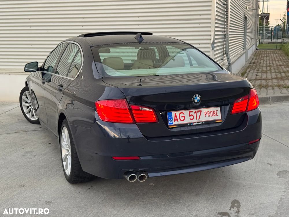 BMW Seria 5 520d Aut. Luxury Line - 23