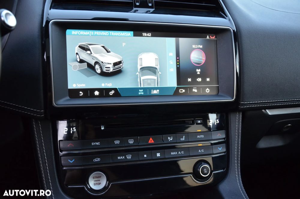 Jaguar F-Pace 25d AWD Aut. R-Sport - 26